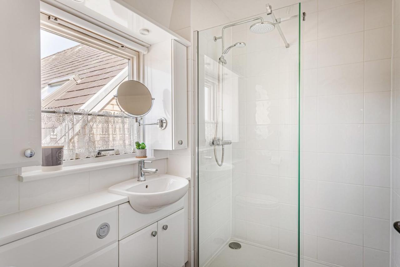 2 Bedroom City Centre Townhouse - With Parking Кембридж Экстерьер фото